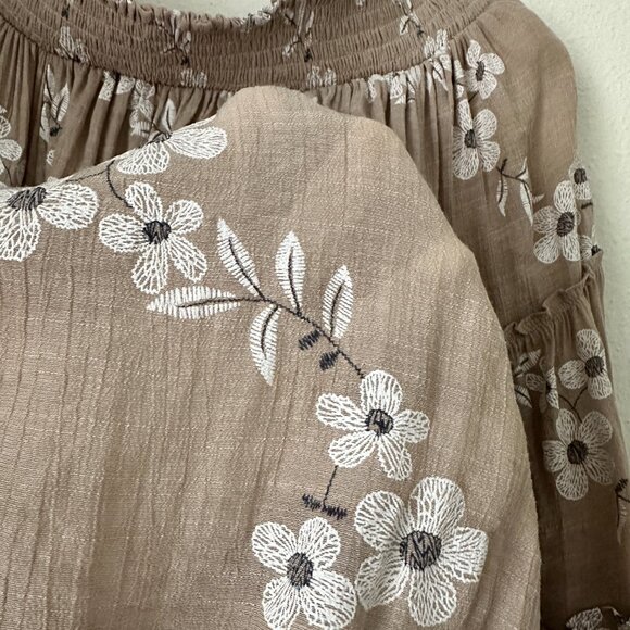 UMGEE USA Tan Flowy Off-the-Shoulder Top (Small) - Flowy Boho Chic - Picture 5 of 11